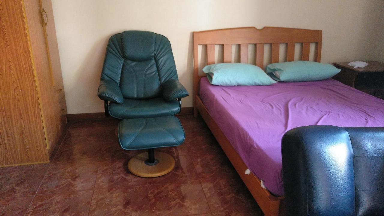 Guestpat Casabella Hotell Pattaya Exteriör bild
