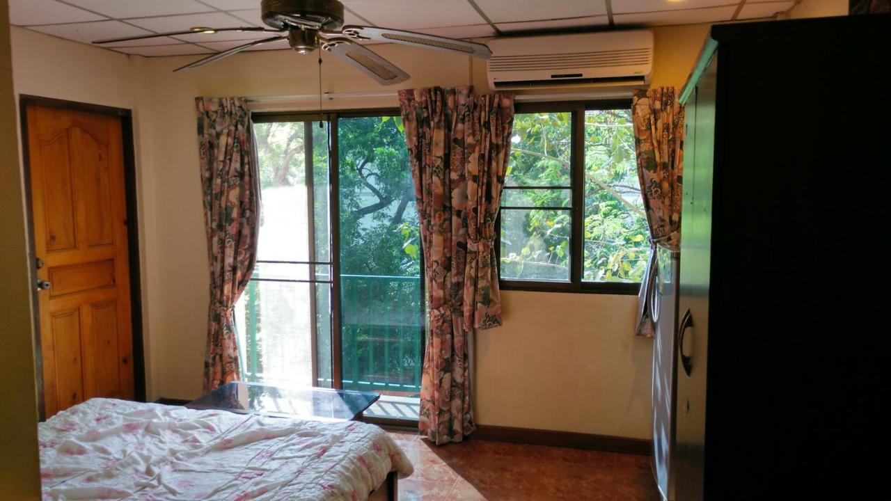 Guestpat Casabella Hotell Pattaya Exteriör bild