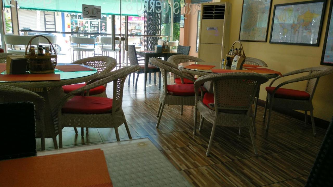 Guestpat Casabella Hotell Pattaya Exteriör bild